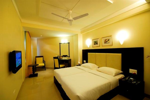 Lily Sarovar Portico